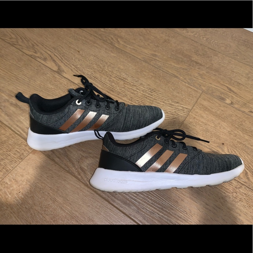 ADIDAS ROSE GOLD TENNIS SHOES